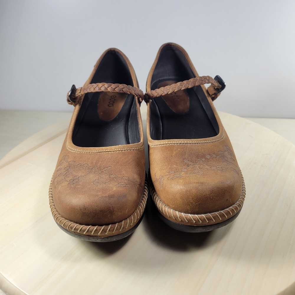 ECCO Sussex Brown Leather Floral Tooled Mary Jane Clogs Women’s size EU 39 - Picture 2 of 16